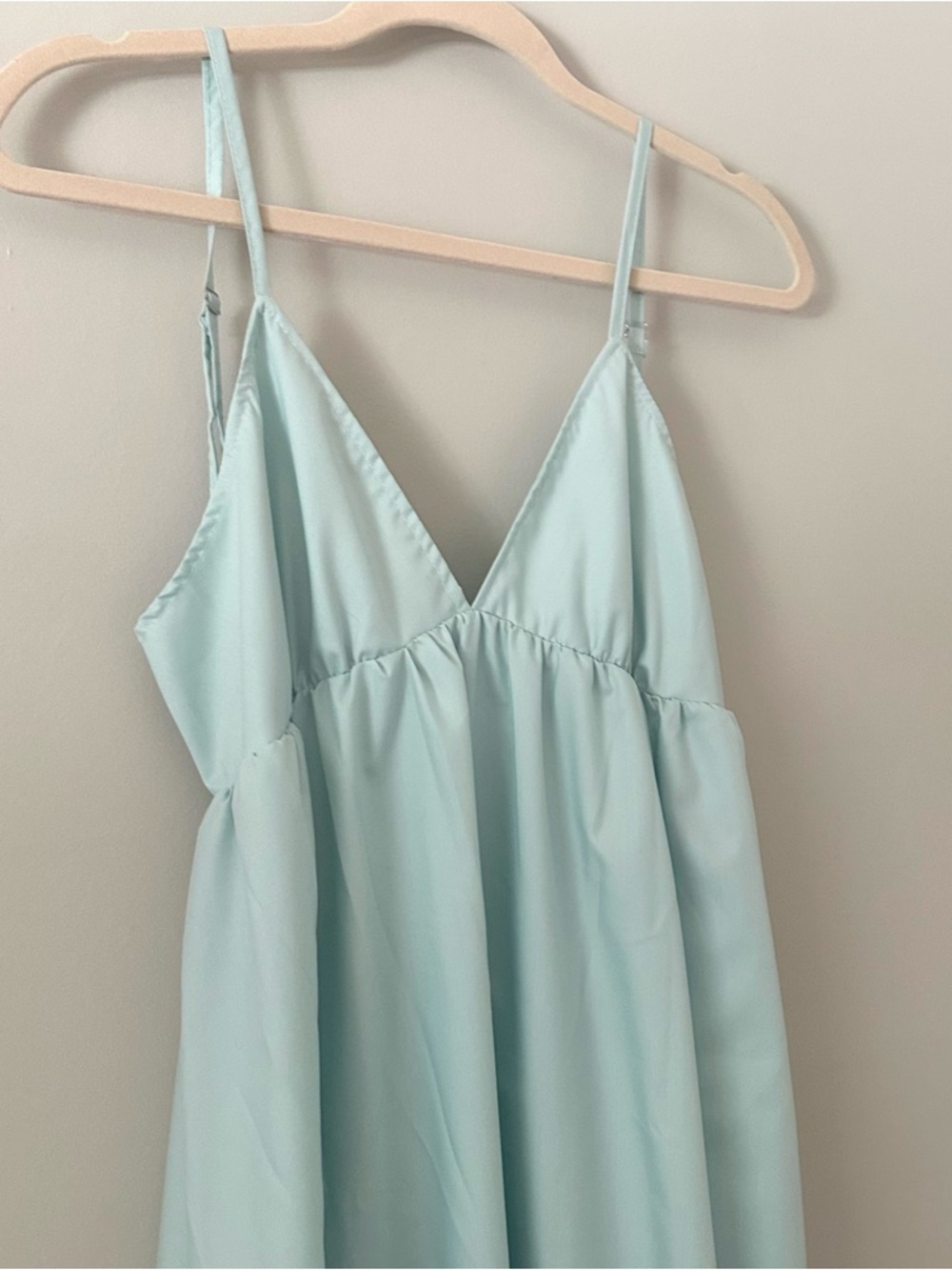 Mint Green Maxi Dress w/ Built-In Slip Size M - Picture 5 of 5